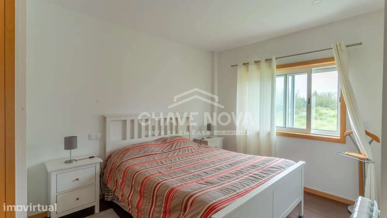 T2 | Suite | Lugar de Garagem | Arrumos | Varandim-14