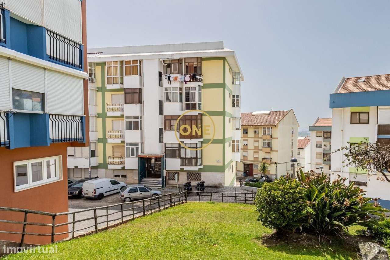 Apartamento T3 com Varandas - Ramada - Odivelas-20