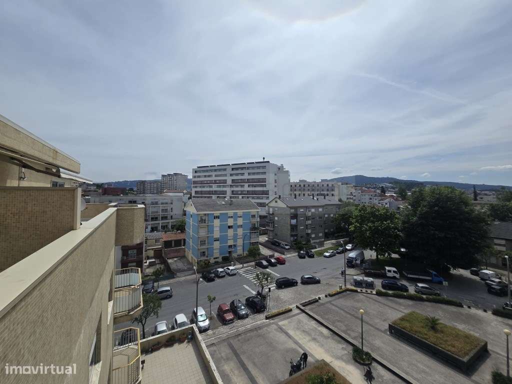 Apartamento T3 ultimo andar com terraço e marquise, garagem individ...-35