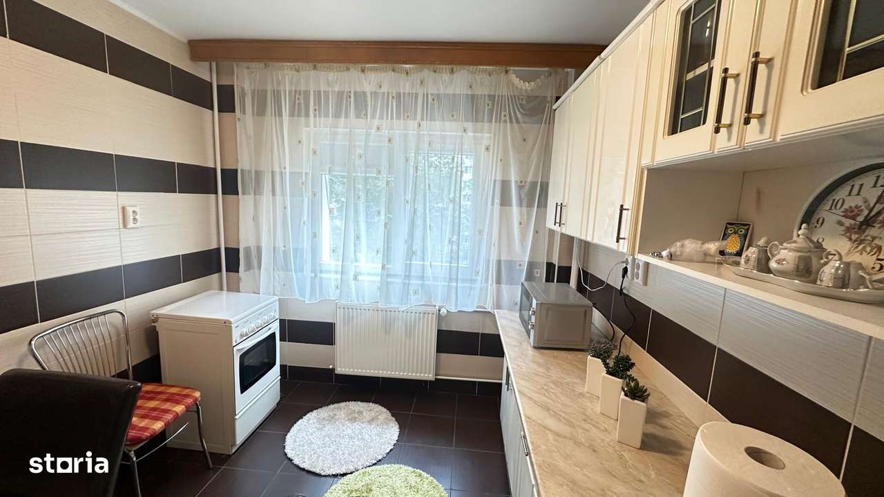 MIlitari, Gorjului - Imagine principală: 2/19