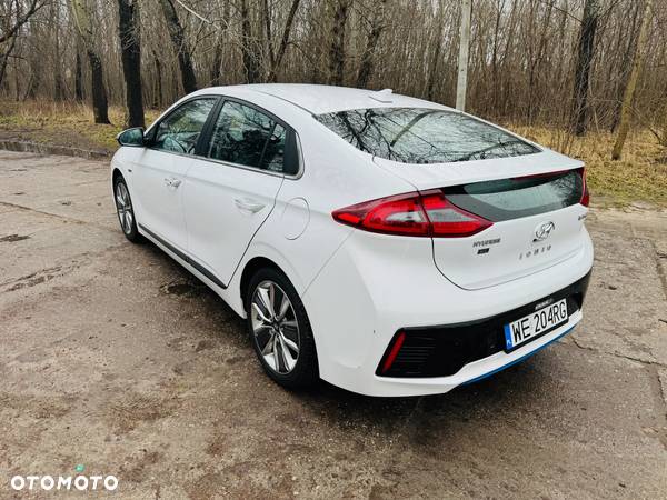 Hyundai IONIQ - 6