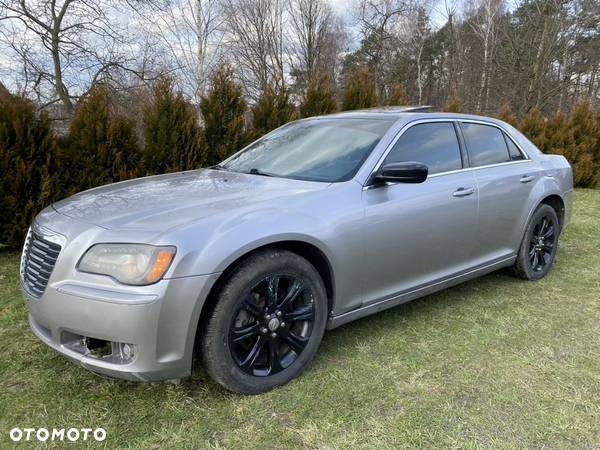 Chrysler 300s - 35