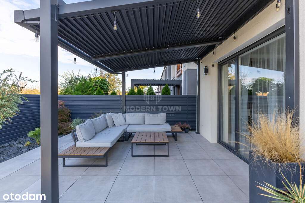 Atrakcyjny Dom Wolnostojący na Zamkniętym Osiedlu-14