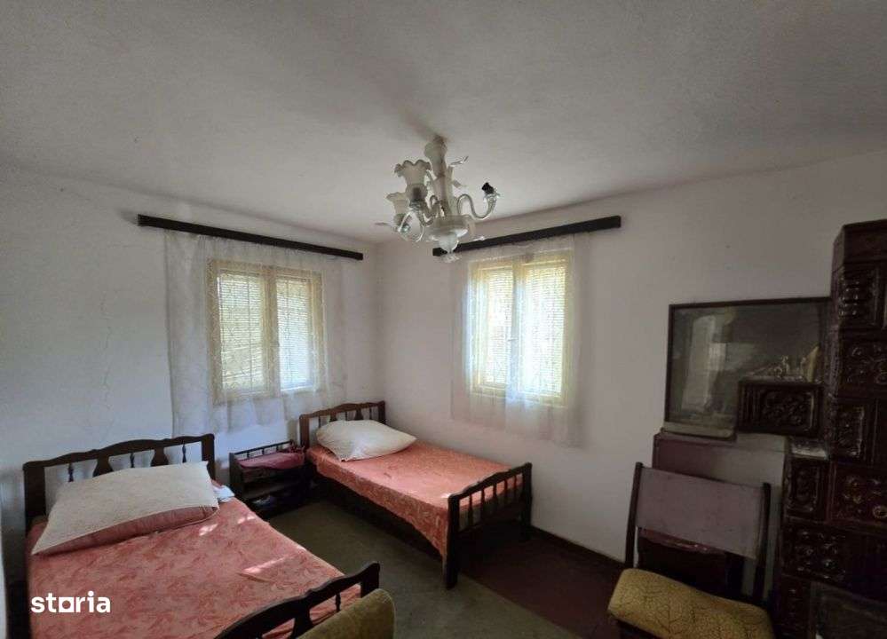 Casa Centrala Curtea de Arges, Teren 2.211 mp - Imagine principală: 5/13