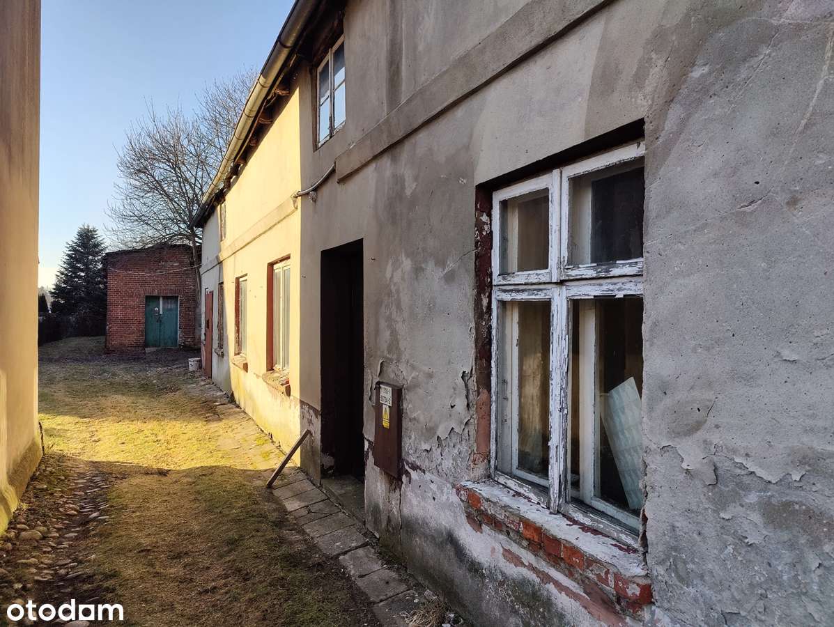 Na sprzedaż budynki do remontu w podwórzu kamienicy-4