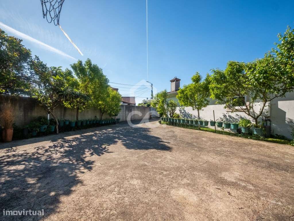 Moradia Térrea T4 em Palmeira, Santo Tirso-23
