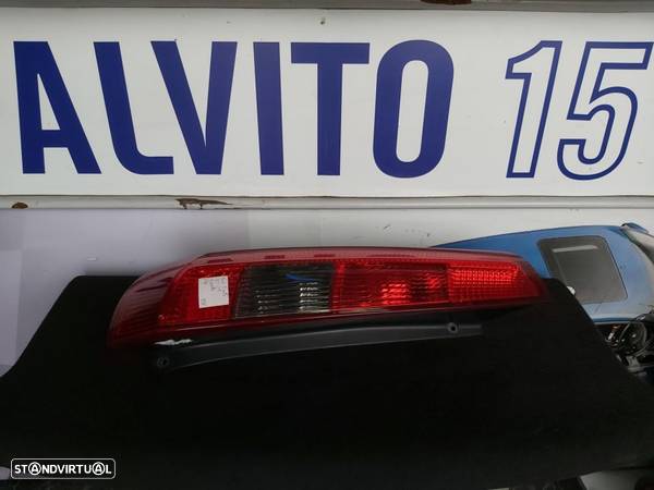 Farolim Esquerdo Ford Fiesta 00-05 3portas - 1