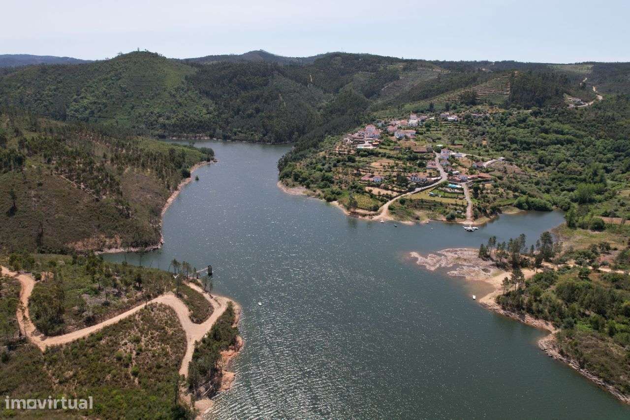 Ruínas c/ possibilidade de construção 270m2, perto do rio, Vila de Rei - Grande imagem: 4/18