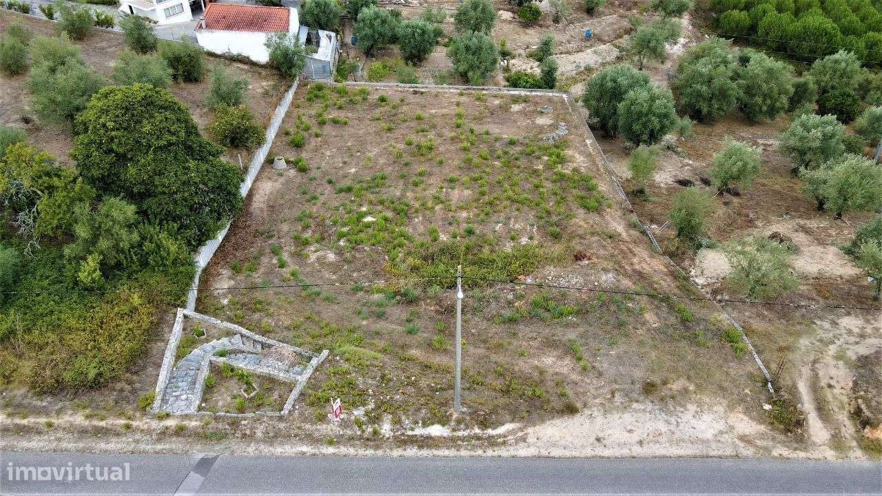 Terreno para construção - Grande imagem: 2/6