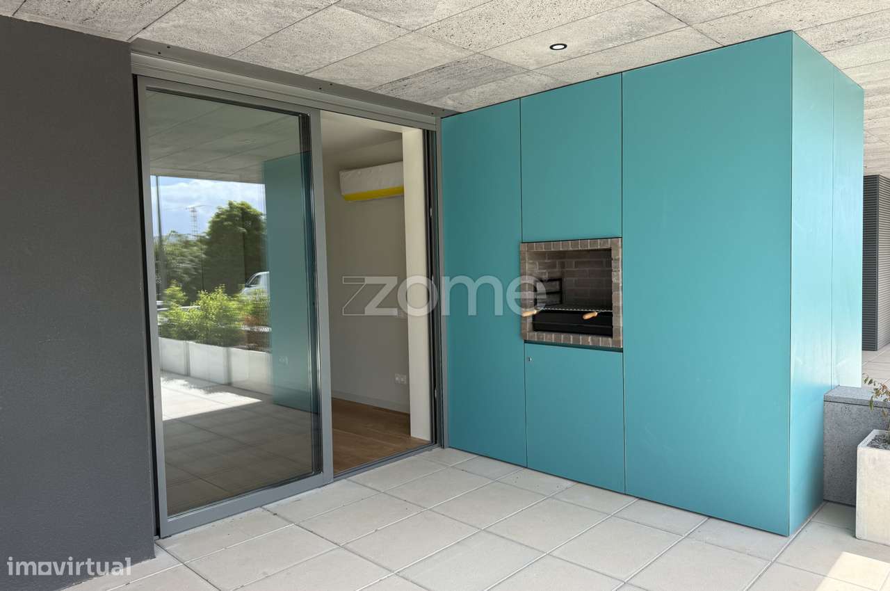 Apartamento T2 novo, com terraço e piscina, em Ponta Delgada-16