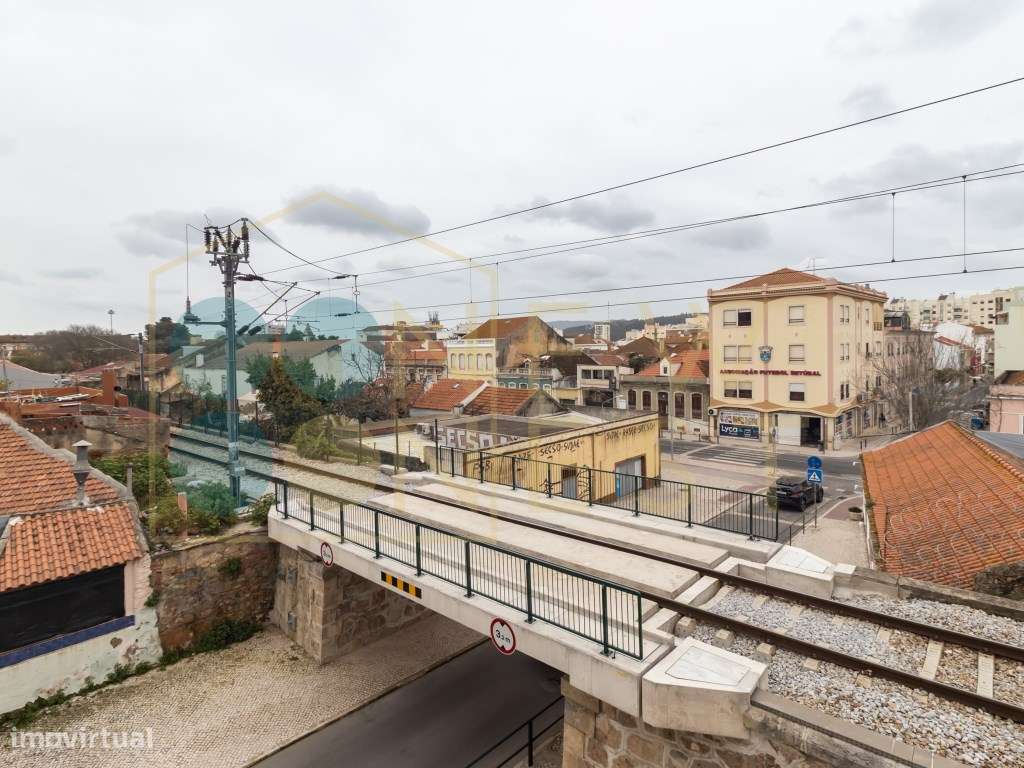 Apartamento T2+1 com excelente luz natural, varanda e logradouro co...-26