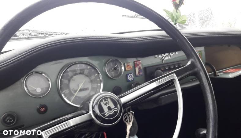 Volkswagen Karmann Ghia - 4