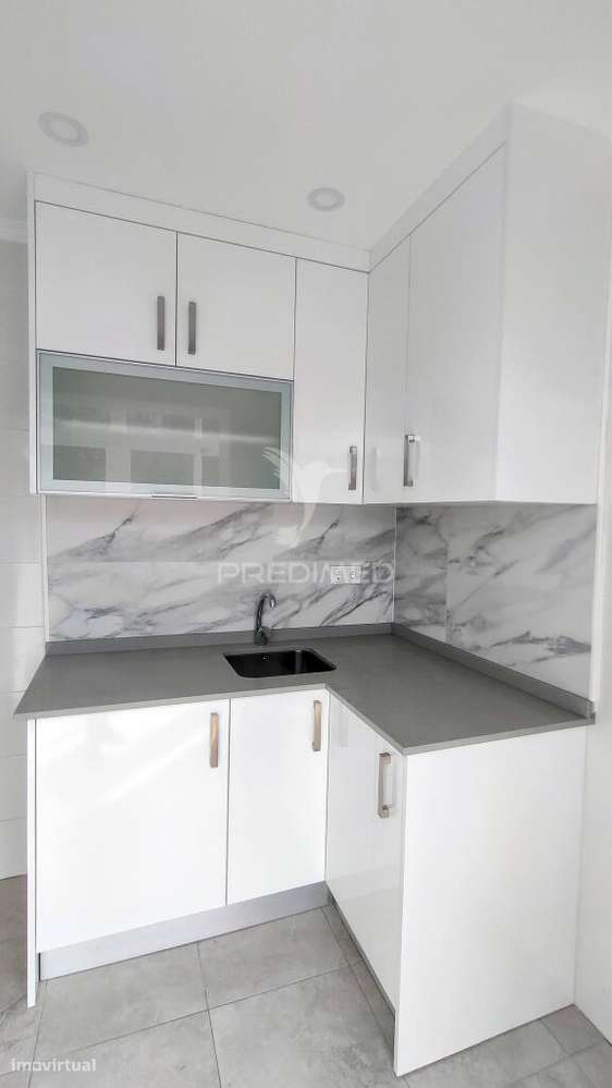 T1 em zona privilegiada de Lisboa, junto ao Jardim Constantino - Grande imagem: 3/21