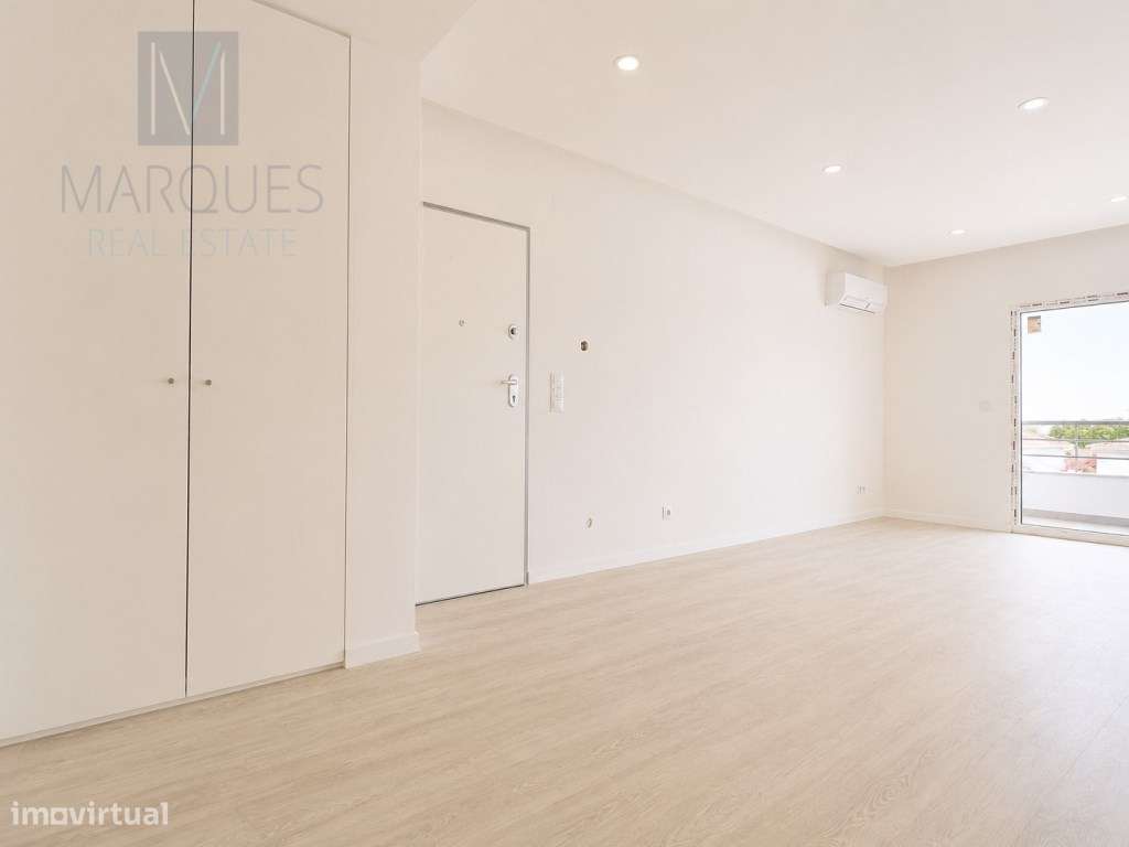 Apartamento T3 em Condomínio Privado com Terraços, Arrecadação e Es...-3