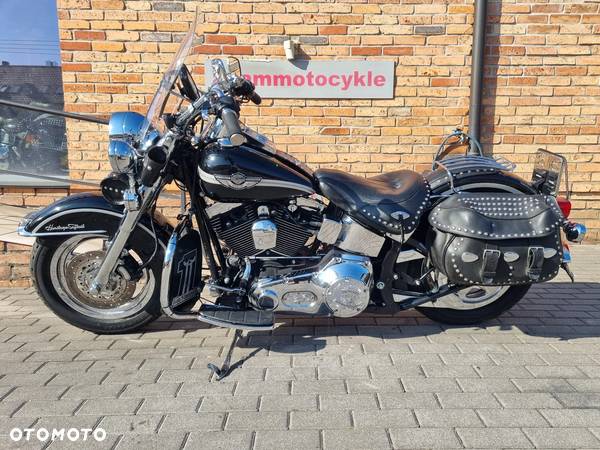 Harley-Davidson Softail Heritage Classic - 2