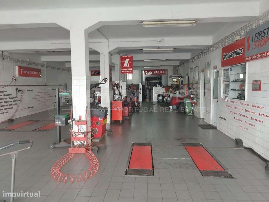 Edifício para comércio e Habitação em Angra do Heroísmo - Grande imagem: 5/39