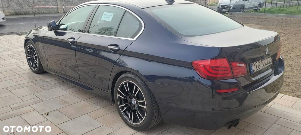BMW Seria 5 520i Luxury Line - 10