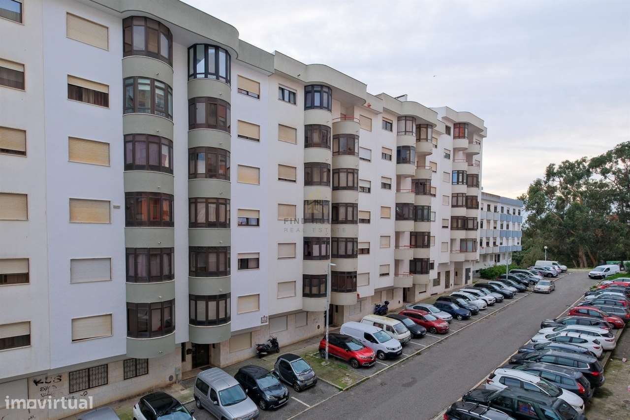 Vende-se apartamento T3 na Rinchoa, Rio de Mouro-26