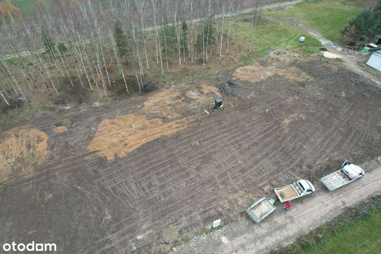 Atrakcyjna działka 1015 m² w spokojnej okolicy - Pełny obrazek: 1/4