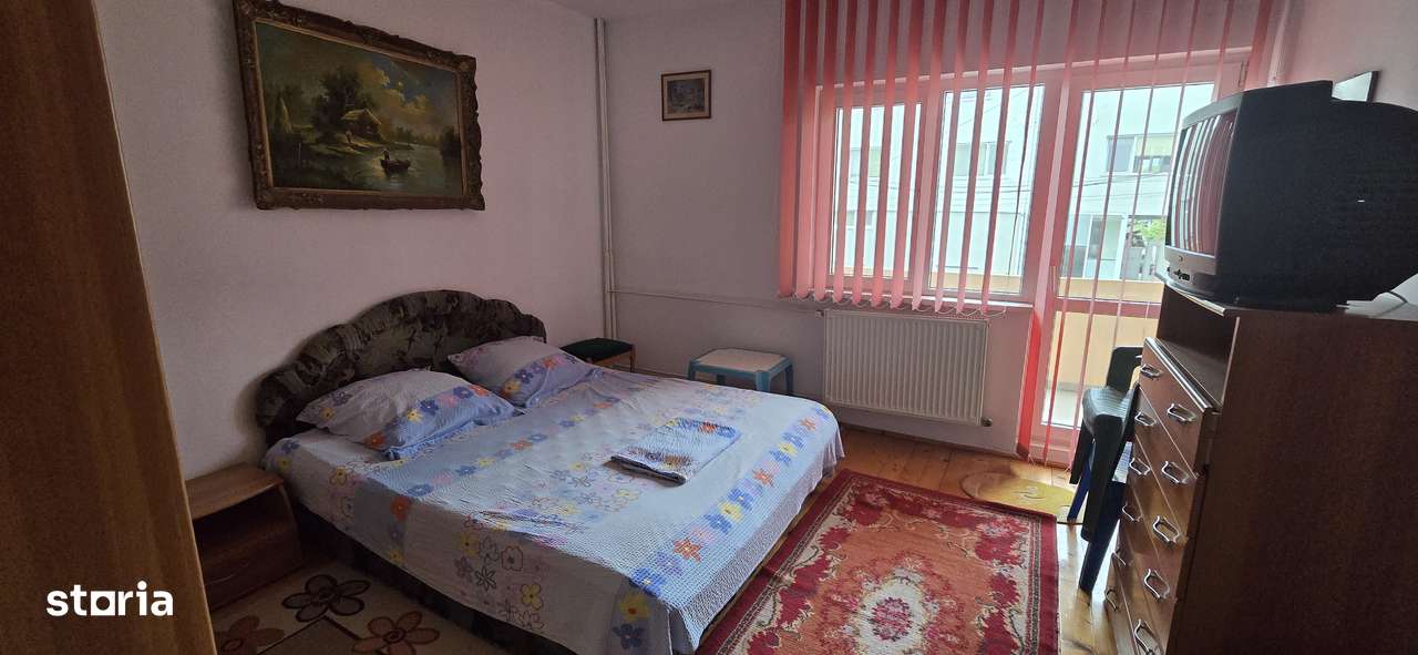 Vila Eforie Nord D+P+2+M zona Mirage Spa aproape de mare - Imagine principală: 5/7