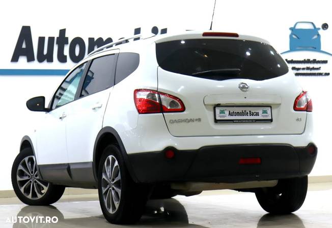 Nissan Qashqai+2 - 5