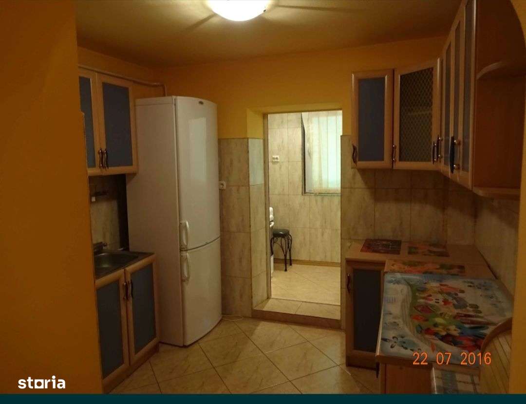 Apartament cu 2 camere de închiriat în zona Tineretului - Imagine principală: 4/5