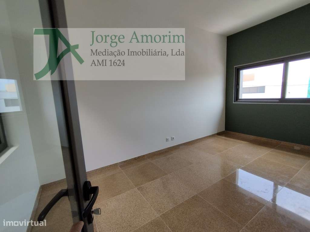 Armazém industrial 1600 m2. Aceso A1 a 500 mt.-7