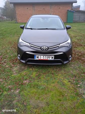 Toyota Avensis 1.8 Premium - 3