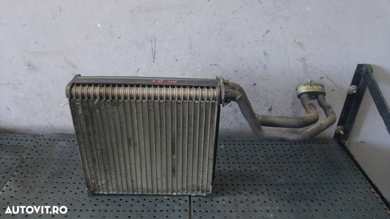 Calorifer radiator incalzire bord audi a4 b7 8e - 1