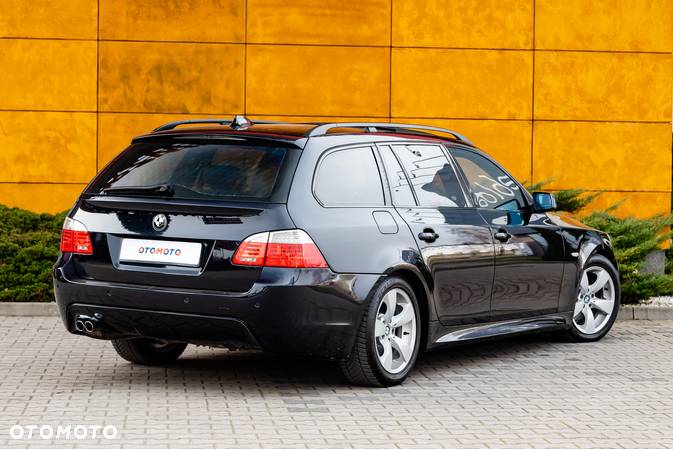 BMW Seria 5 525d Touring - 4