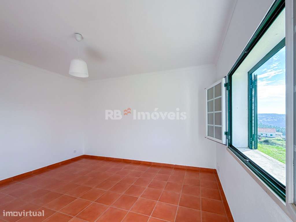 Moradia T3, c/ Jardim, Garagem e Zona de Estar Exterior - Castelo d...-41