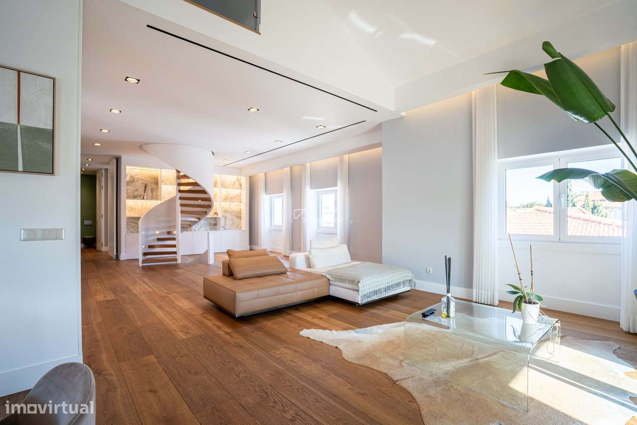 Moradia de Luxo T6 no Coração Histórico de Cascais - Grande imagem: 5/32