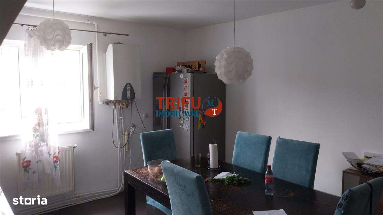 Apartament 3 camere de inchiriat zona Piata etaj.3 - Imagine principală: 3/6