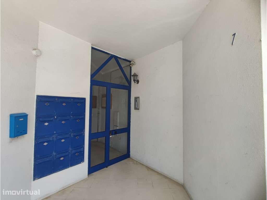Apartamento T2 para Venda na Marisol-35
