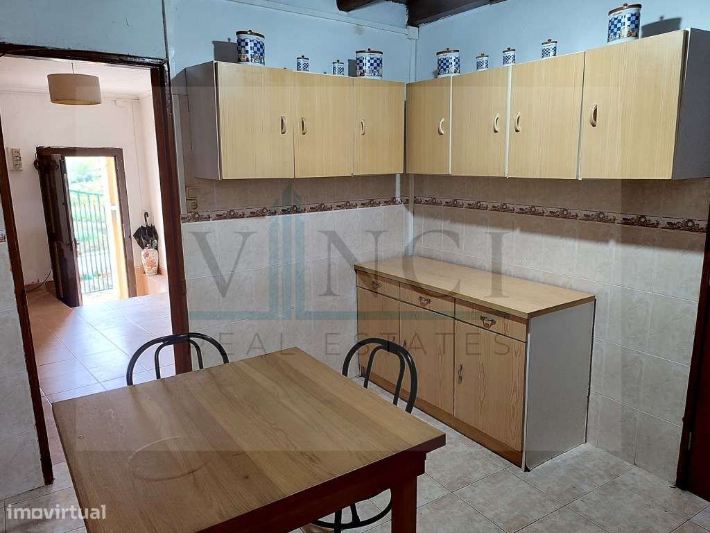 MORADIA EM ALDEIA SOSSEGADA A 35 MINUTOS DE LISBOA-4