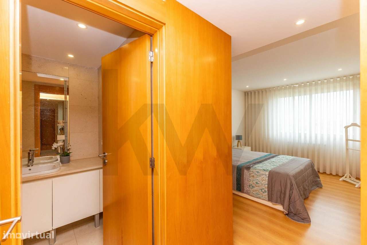 Apartamento T4 com garagem em Mourões, Póvoa de Varzim-15