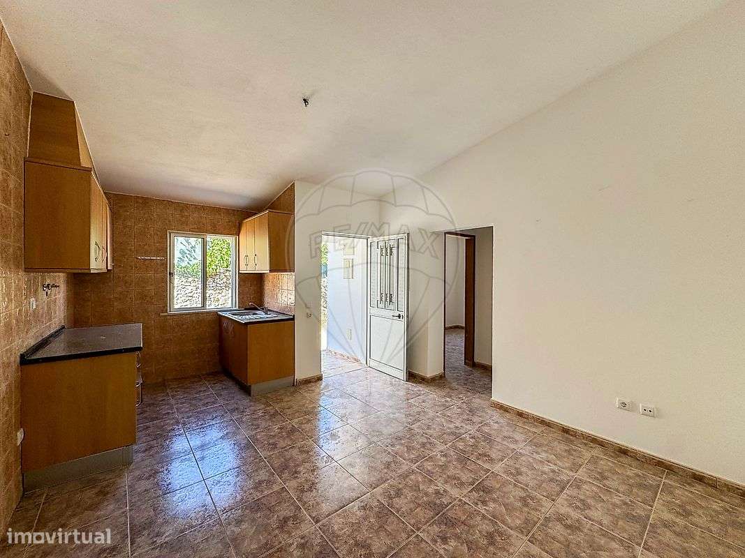 Moradia T1 para venda - Grande imagem: 5/9