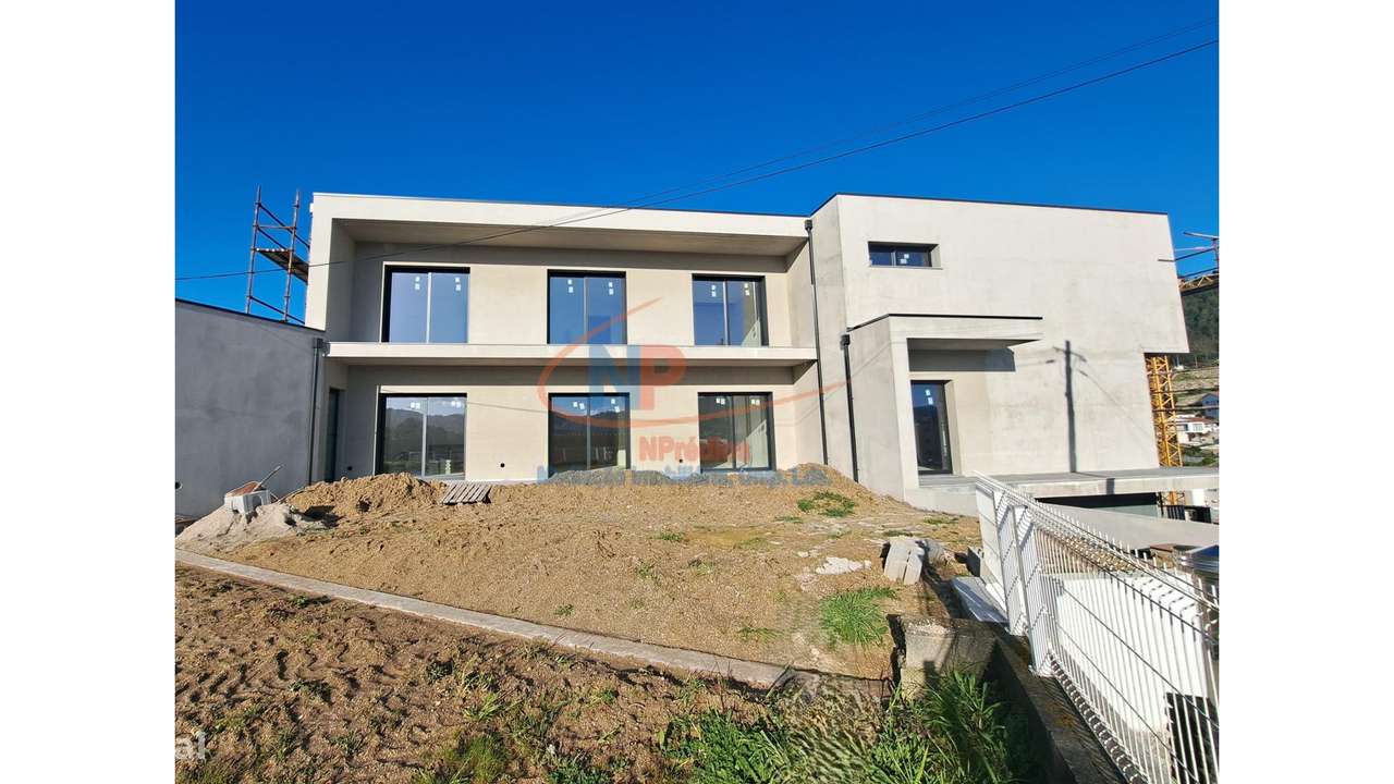 Moradia T3 no CENTRO DE VIZELA - Grande imagem: 5/6