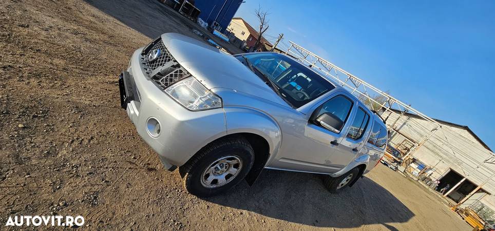 Nissan Navara - 2