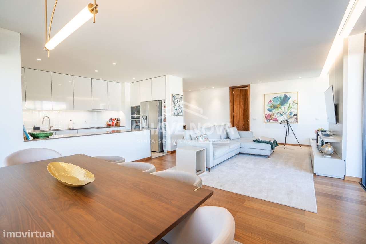 T3 Como Novo c/ Terraço e Garagem Box em Santa Maria da Feira - Grande imagem: 5/45