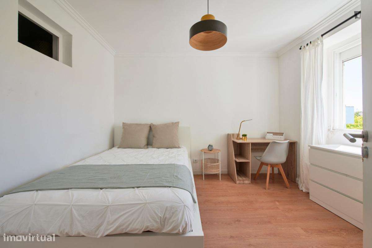Quarto - localizado em Arroios Lisbon - Grande imagem: 2/7
