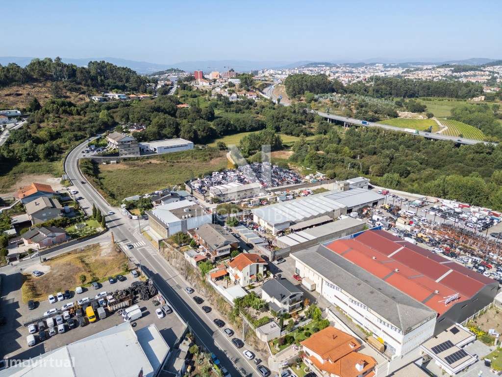 Moradia T3 Individual em Celeirós, Braga-38