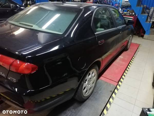 Alfa Romeo 166 2.4 JTD Progression - 9