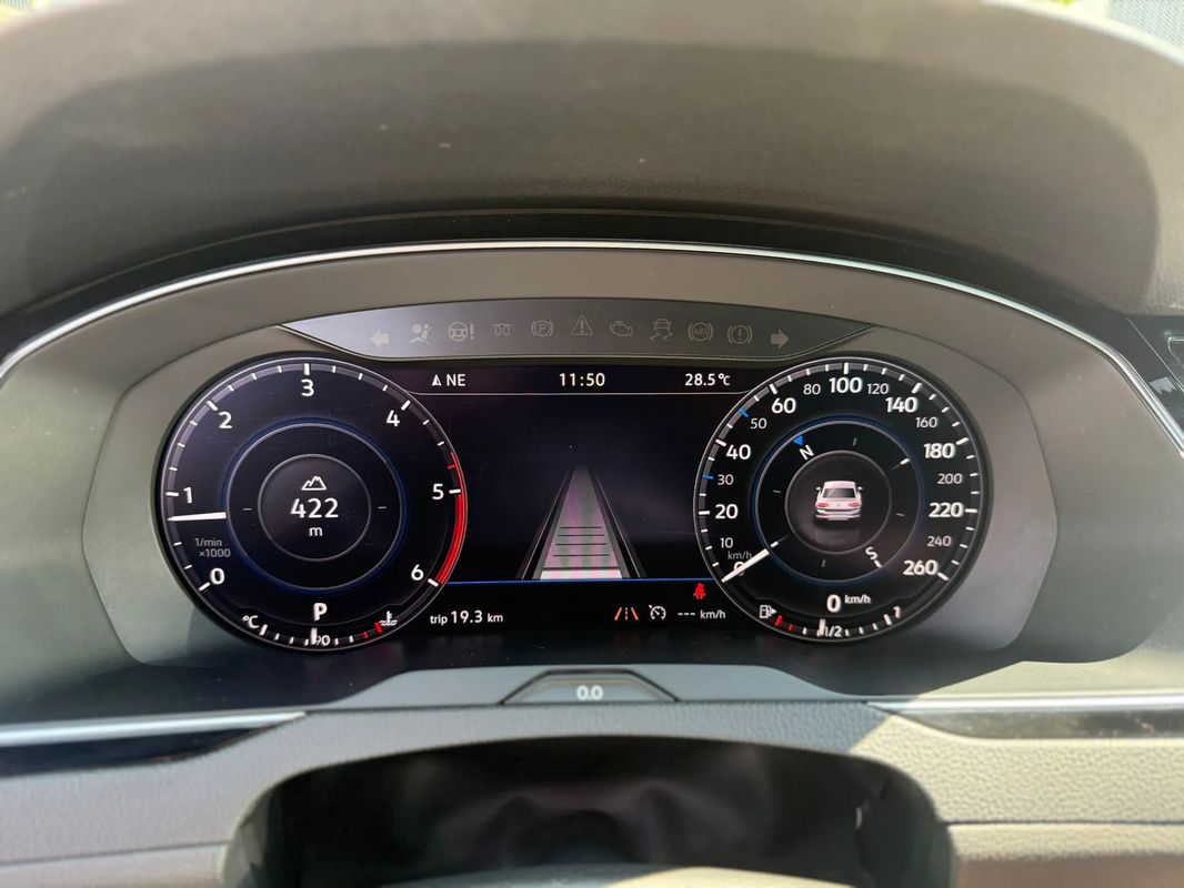 Volkswagen Passat 2.0 TDI DSG R Executive - 26