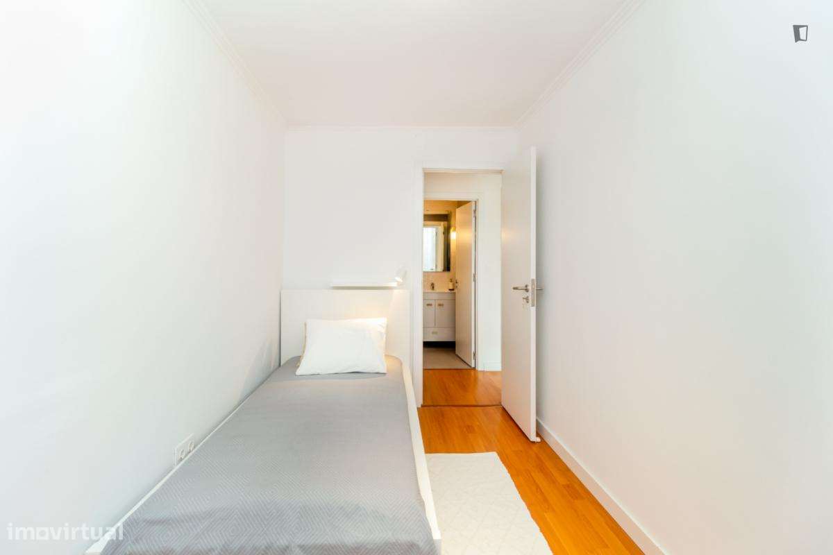Quarto - localizado em Marvila Lisbon - Grande imagem: 3/10