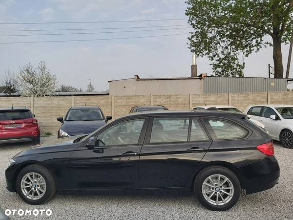 BMW Seria 3 320d DPF Touring - 14