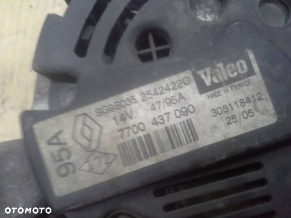 Renault Clio II 1.2 alternator Valeo 95A 7700437095 SG9B035 - 9