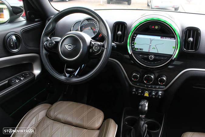 MINI Countryman Cooper S E ALL4 Auto - 12