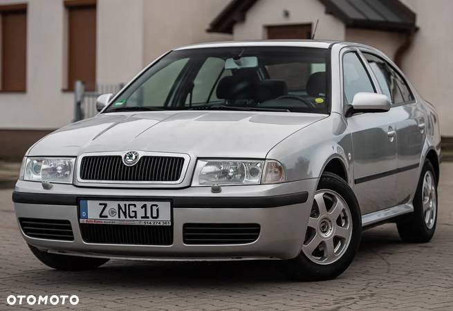 Skoda Octavia 2.0 Elegance - 2