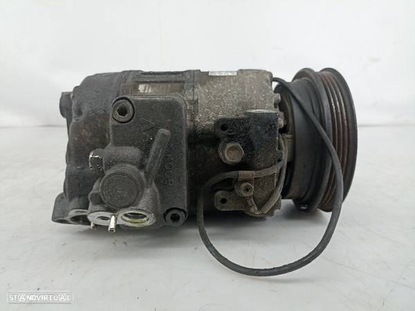 Compressor Do Ac Volkswagen Passat (3B3) - 3